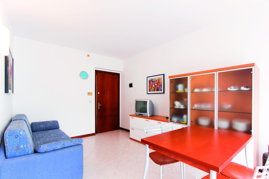 Appartement Residenza Ibsen à Lignano Sabbiadoro Chambre photo
