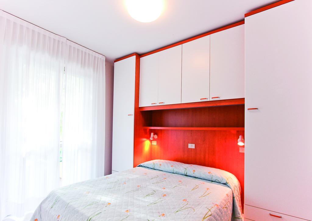 Appartement Residenza Ibsen à Lignano Sabbiadoro Chambre photo