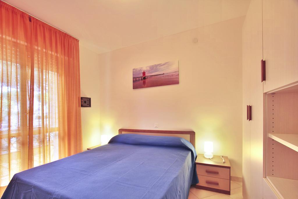 Appartement Residenza Ibsen à Lignano Sabbiadoro Chambre photo