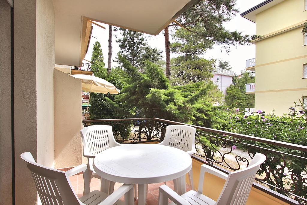 Appartement Residenza Ibsen à Lignano Sabbiadoro Chambre photo